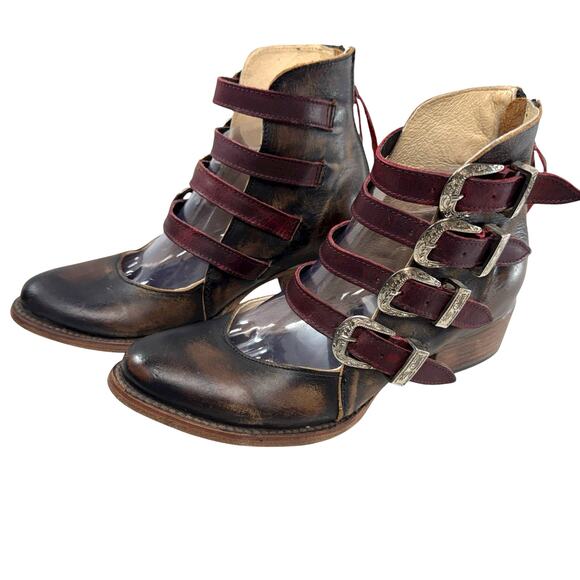 FREEBIRD Scarlett Leather Boots Black Women Size 9 Short Ankle 4 Buckles Heeled - Picture 2 of 12